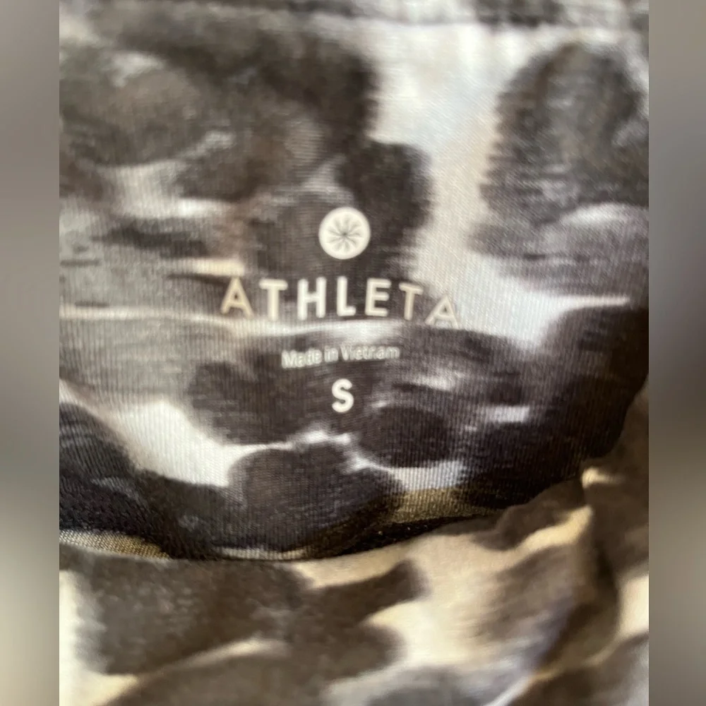 Athleta black and gray leggings - Picture 2 of 7